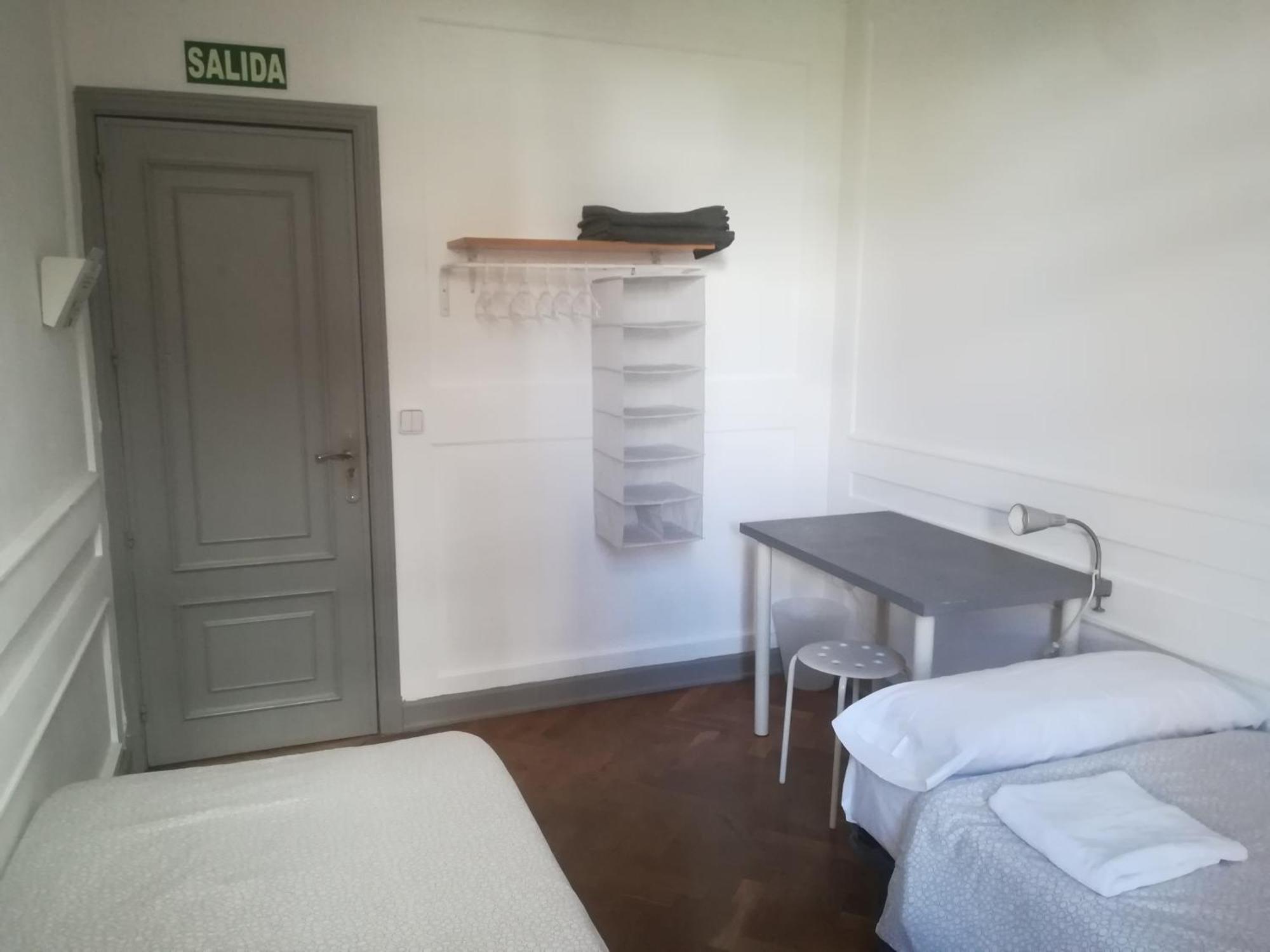 Urban Guest house 2*